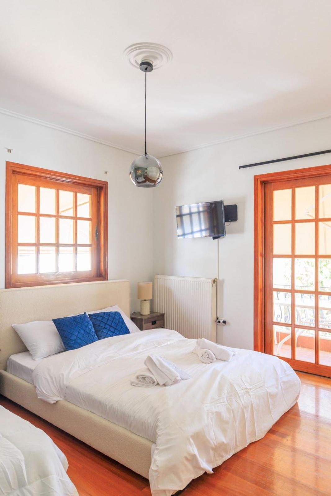Aiolos Grand Super Lux Suite Kalamaki Alimos Near The Sea 雅典 外观 照片